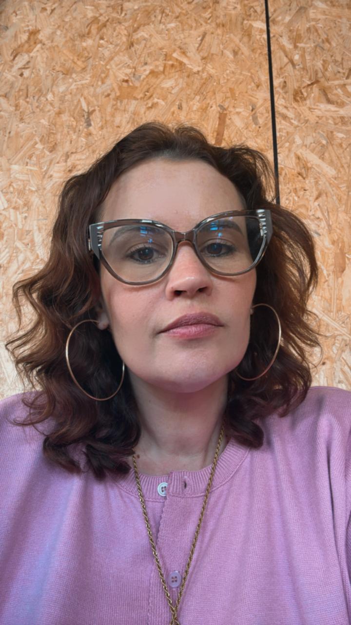 Ana Paula Guimar�es Sidoti